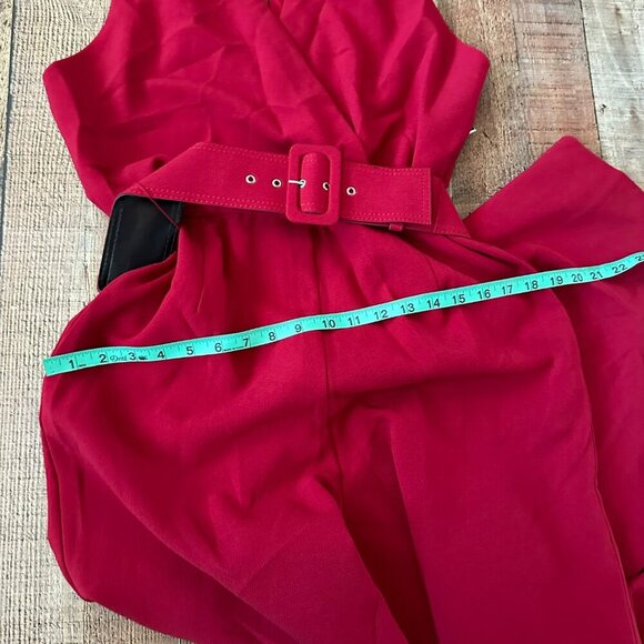 Red Julia Jordan Sleeveless Belted Jumpsuit With Wide Legs & Pockets - Picture 3 of 11